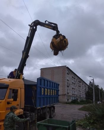 Услуги ломовоза с грейфером