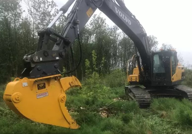 Корчевание пней, раскопка траншей