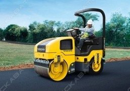 Аренда асфальтовый катка Volvo CR24