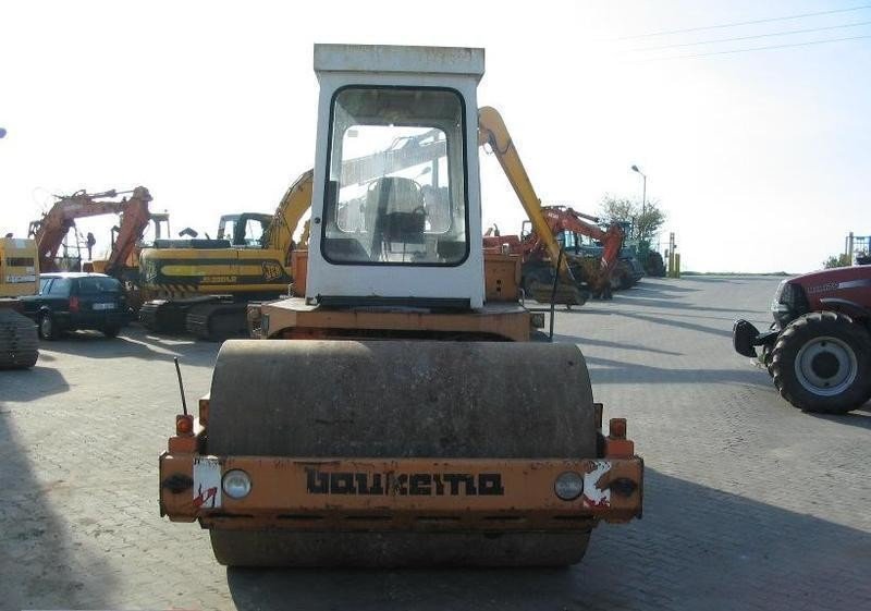 Аренда асфальтного катка