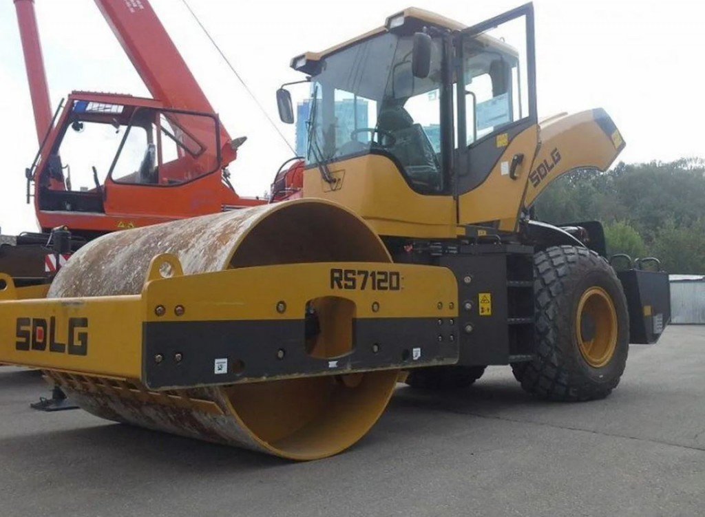 Грунтовый виброкаток sdlg RS7120 аренда (бандаж)Сд