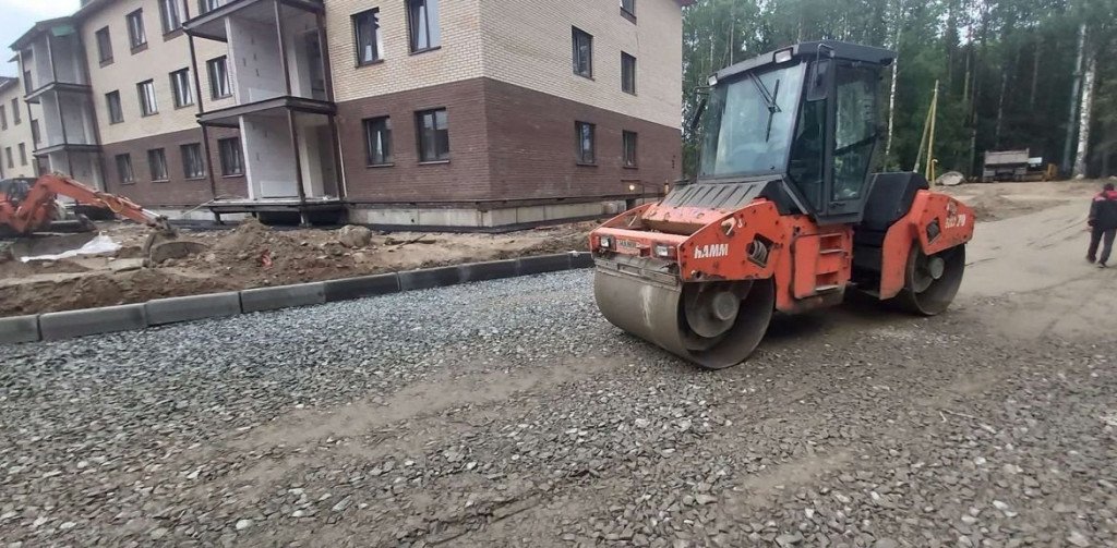 Каток дорожный аренда