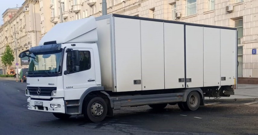 Грузоперевозки с гидробортом, с боковой загрузкой