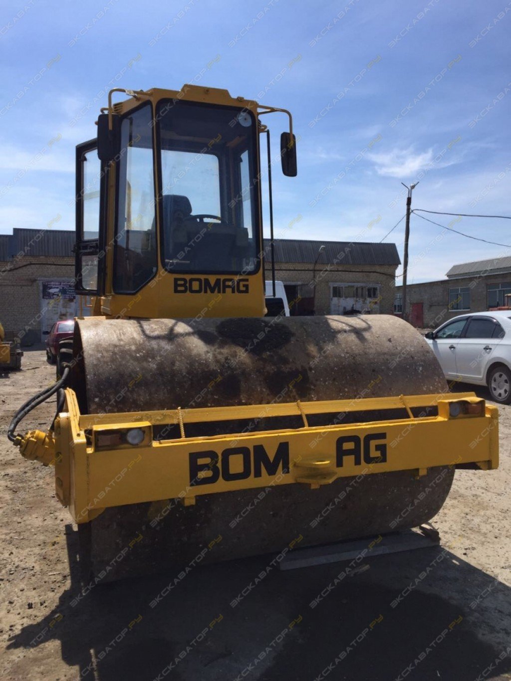 Аренда грунтового катка Bomag