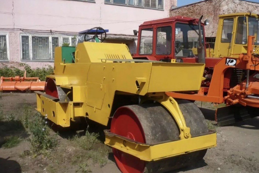 Аренда каток дорожный комбинированный