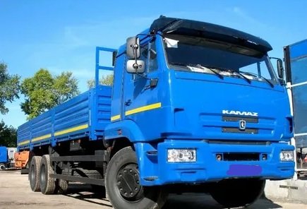 Перевозки бортовым грузовиком КАМАЗ 65117 с кониками
