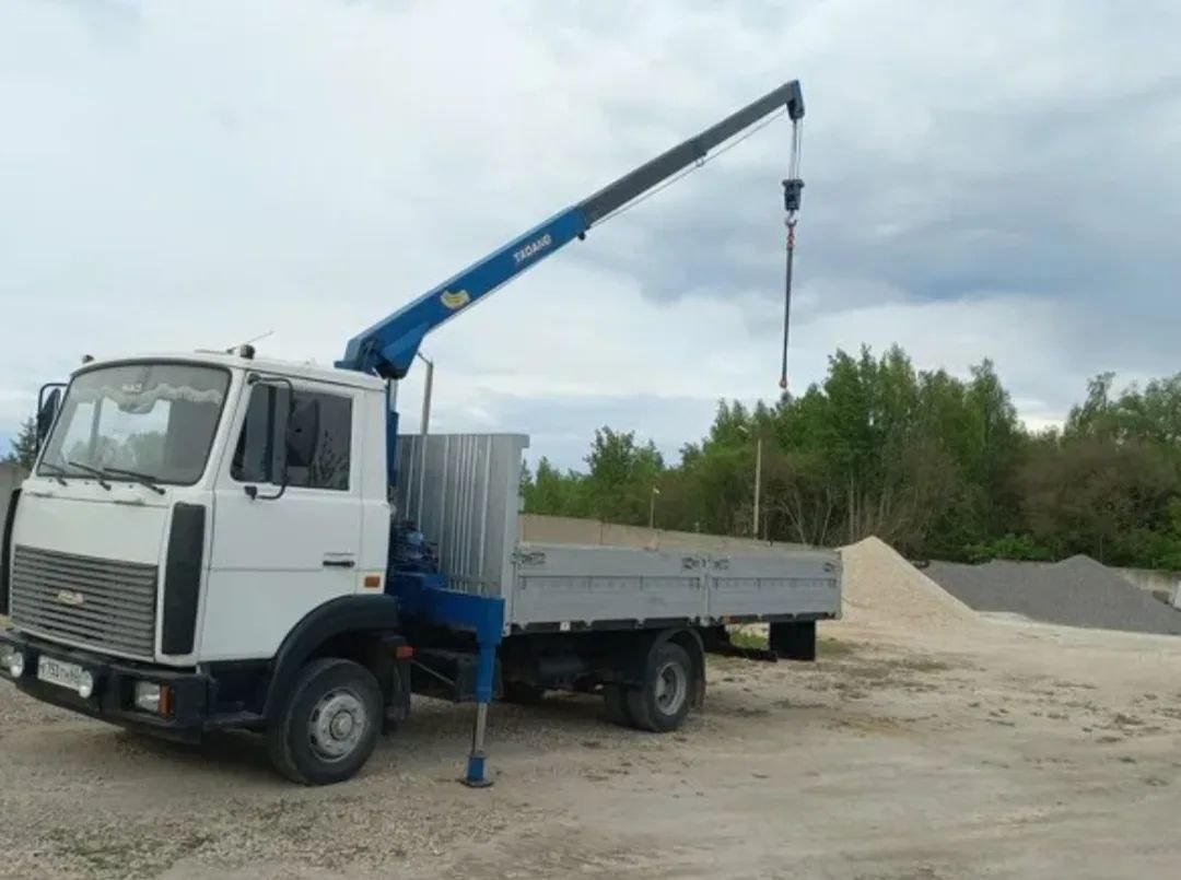 Перевозки манипулятором Маз с бортом 5 тонн, стрелой 3 тонны