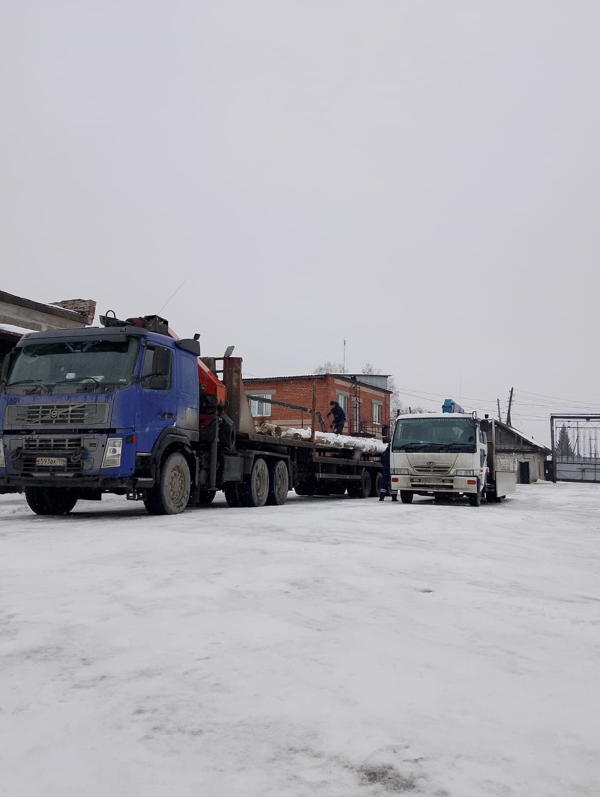 Аренда манипуляторов от 5 до 20 т Hyundai, HINO (НДС и без)