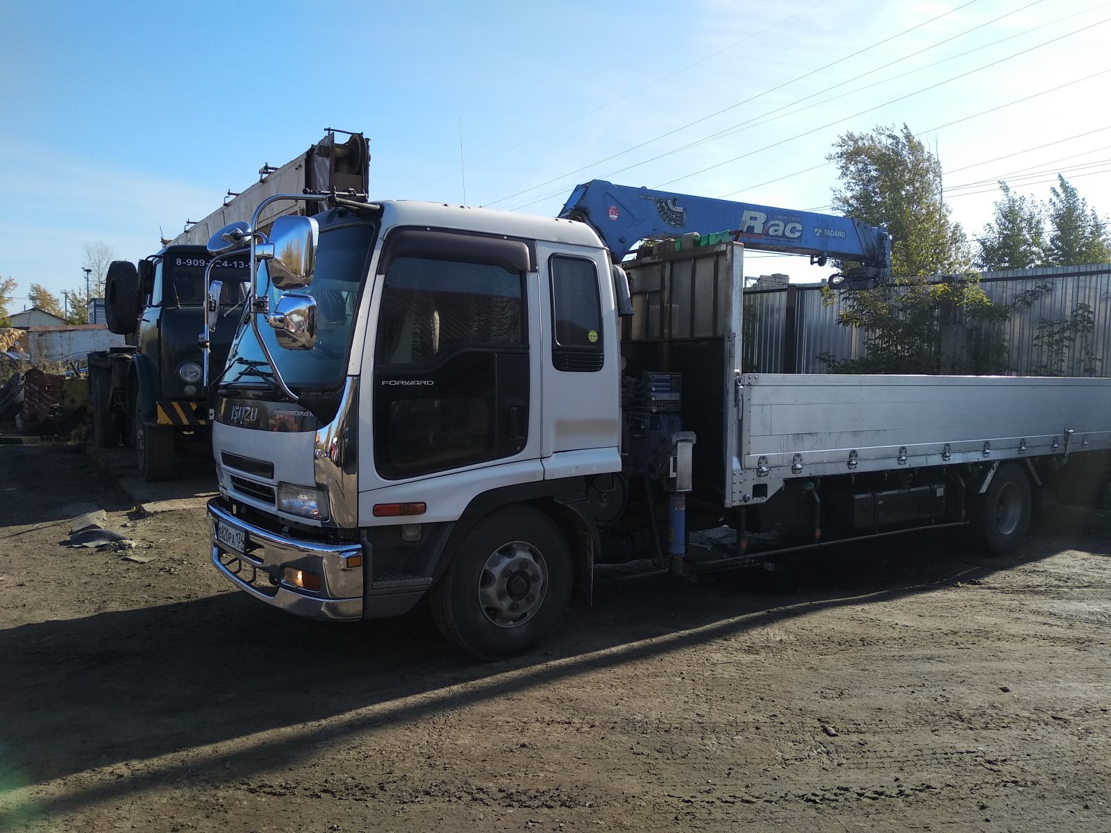 Аренда автоманипулятора Isuzu 10 тонн с такелажем и стропами
