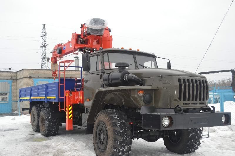 Услуги манипулятора УРАЛ c КМУ PALFINDER 18500
