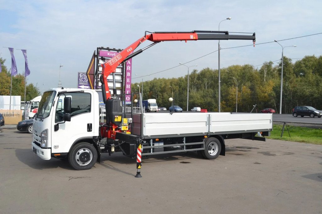 Услуги манипулятора Isuzu для стройматериалов, плит