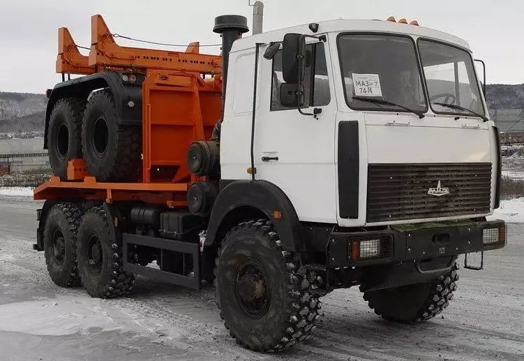 Трубовоз МАЗ 641705 + прицеп-роспуск 904704