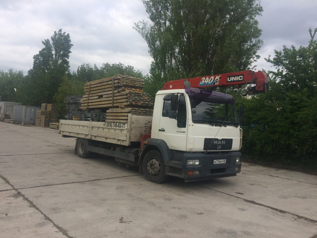Кран манипулятор грузоперевозки