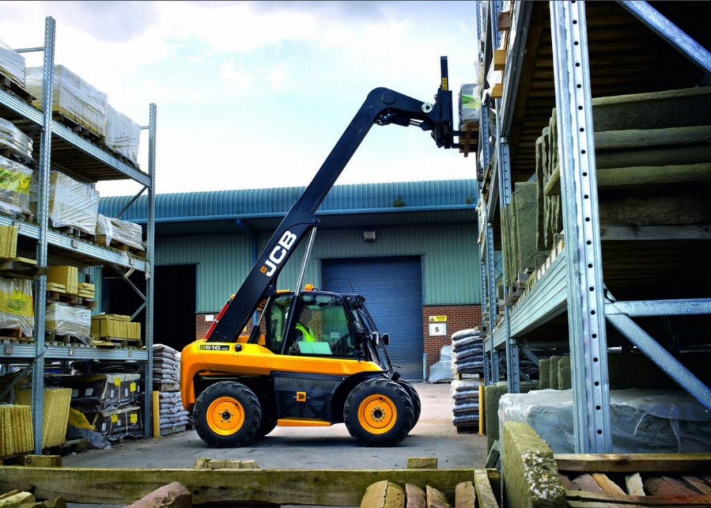 Аренда компактного погрузчика JCB