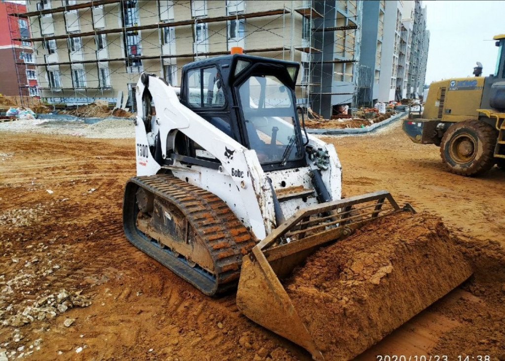 Мини погрузчик гусеничный Bobcat