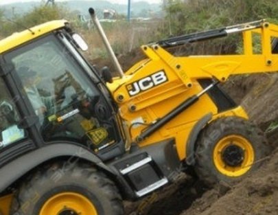 Аренда экскаватора-погрузчика JCB 4CX SMY для траншей