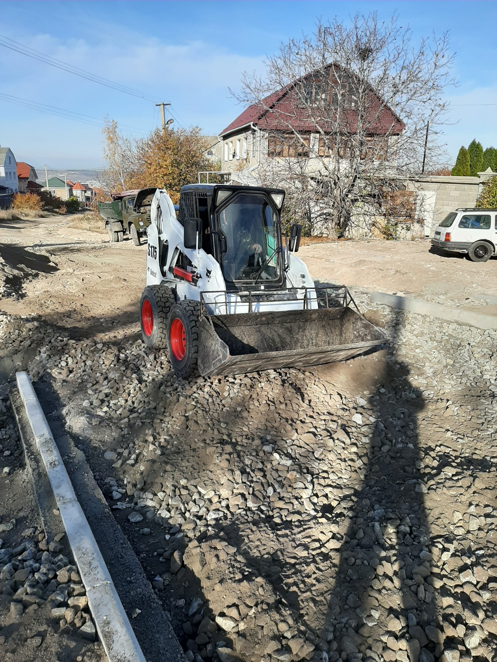 Аренда мини погрузчика Bobcat Симферополю и Крыму