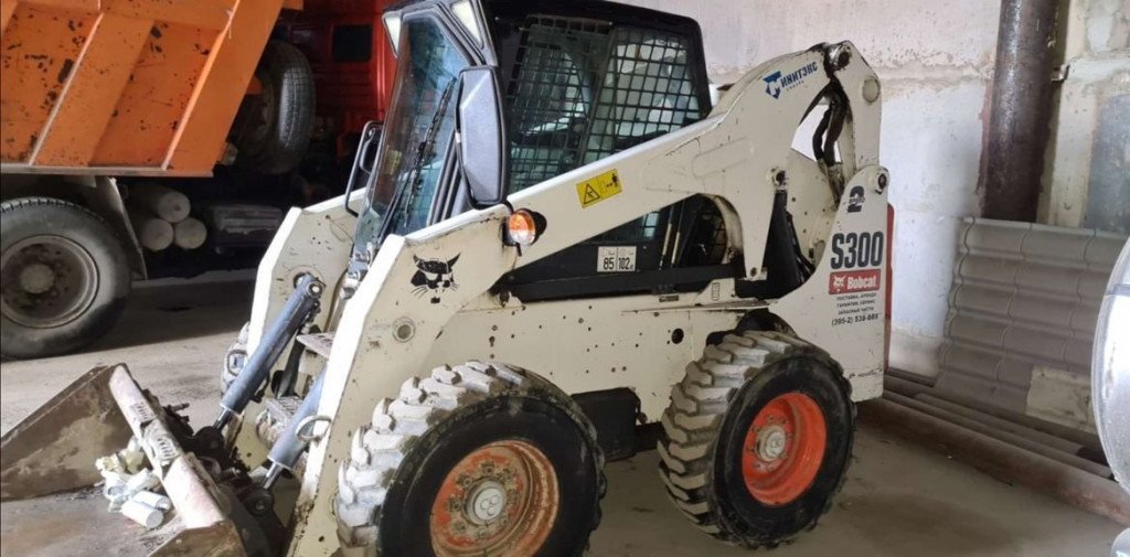 Bobcat Мини-погрузчик от собственника