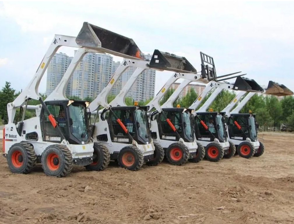 Услуги / Аренда мини-погрузчика Bobcat, Бобкет