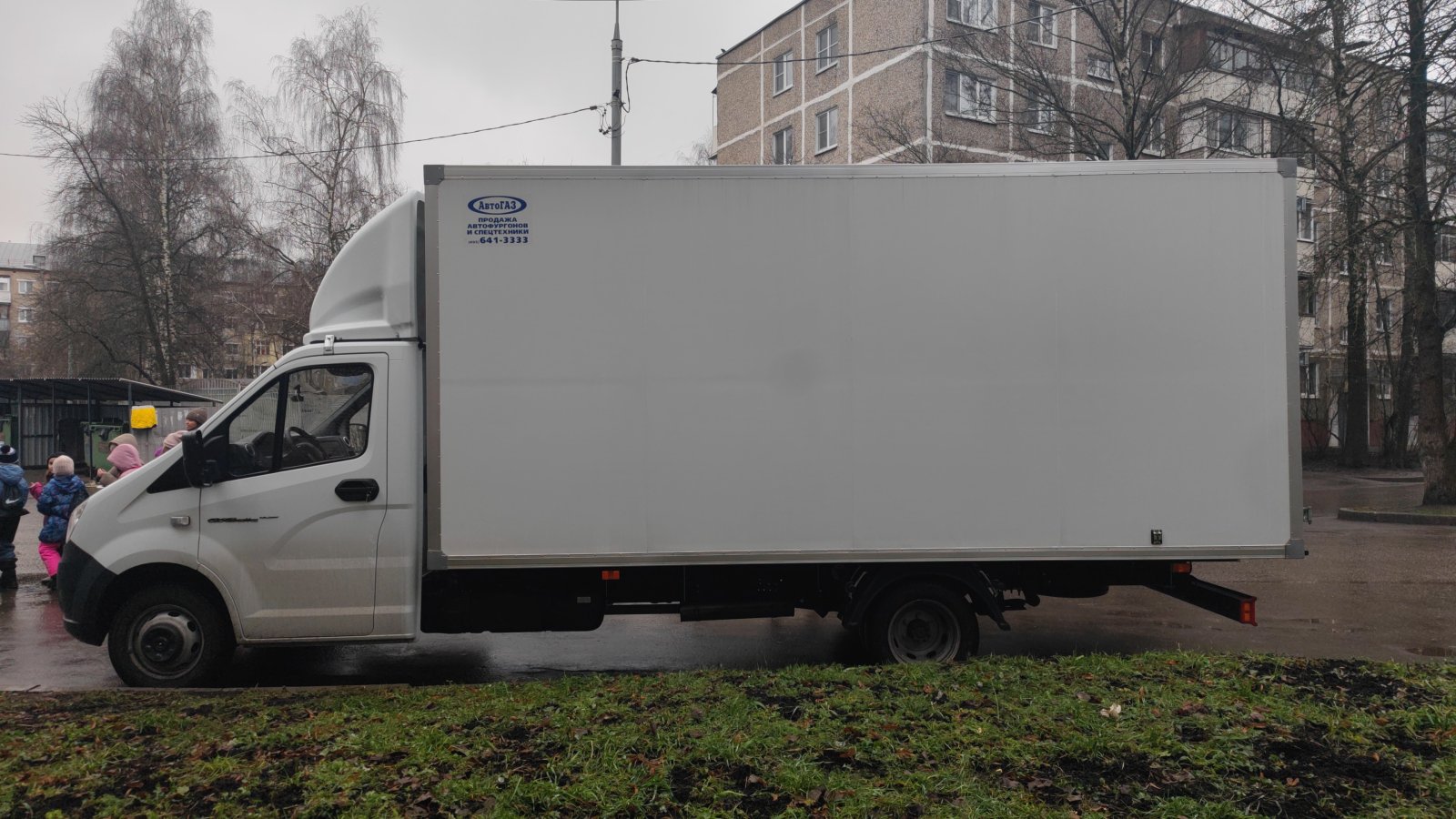В аренду грузовая Газель next с водителем
