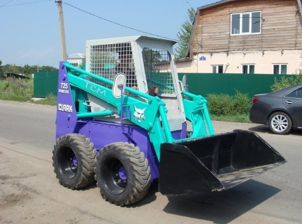 Услуги спецтехники минипогрузчика