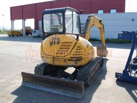 Сдаю мини экскаватор в аренду JCB