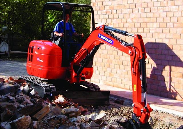 Заказать аренду мини-экскаватора EVROCOMACH ES 300