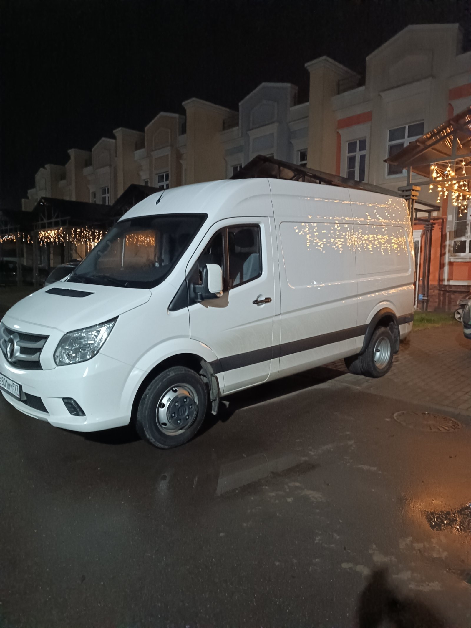 Водитель с личным автомобилем