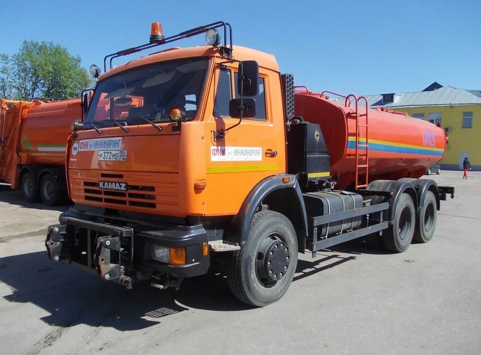 Аренда поливальной машины КО-823-01