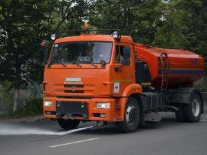 Арендовать поливомоечную машину КДМ