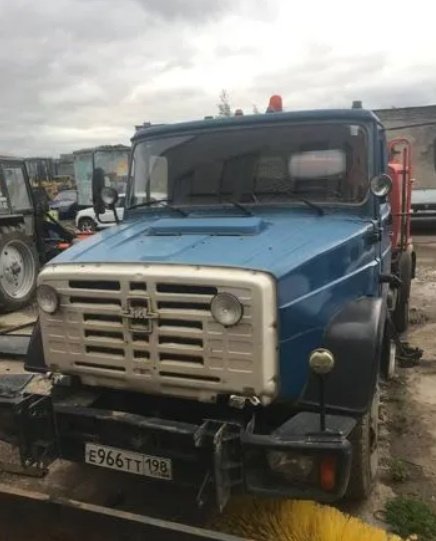 Полив, уборка улиц и тротуаров