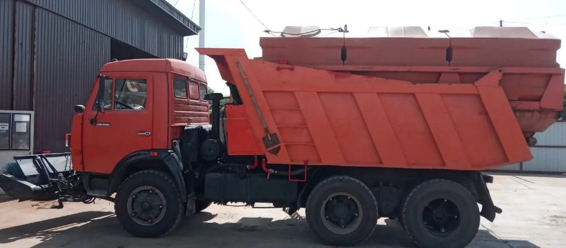 Аренда Водовоза, поливомоечной машины, КДМ, щётки
