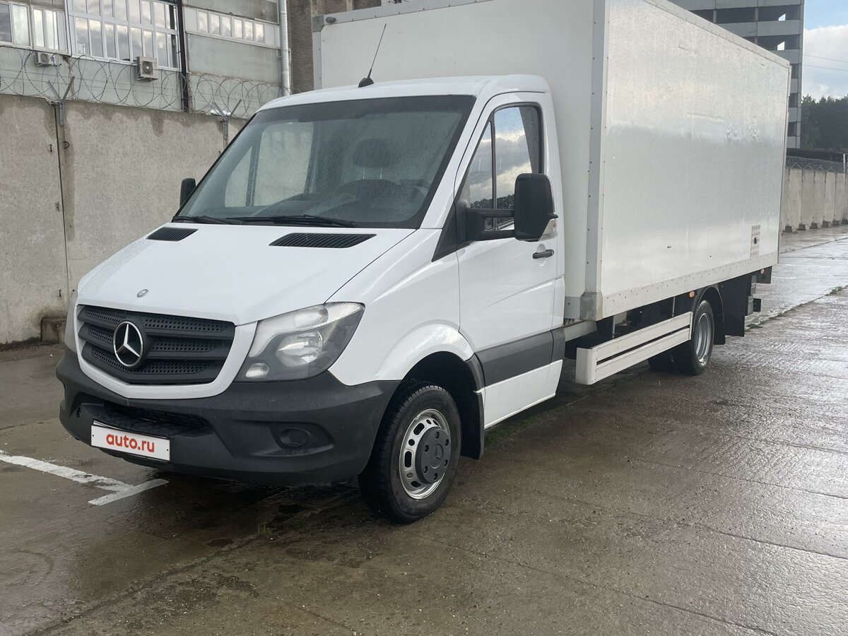 Грузоперевозки на Mercedes Sprinter: 3 т, 8 паллет, 20 м³
