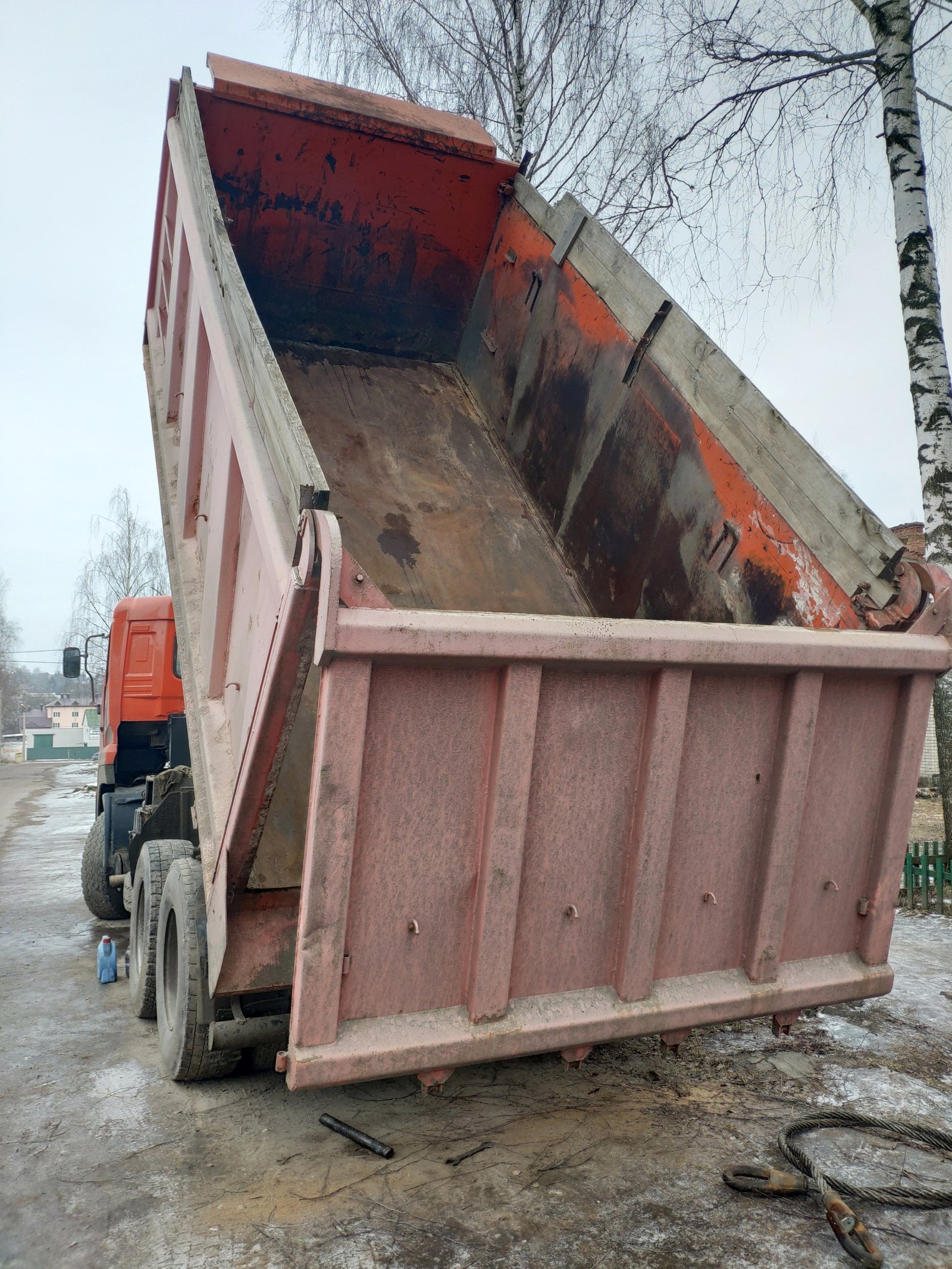 Услуги самосвала. Песок, щебень, отсыпка, грунт