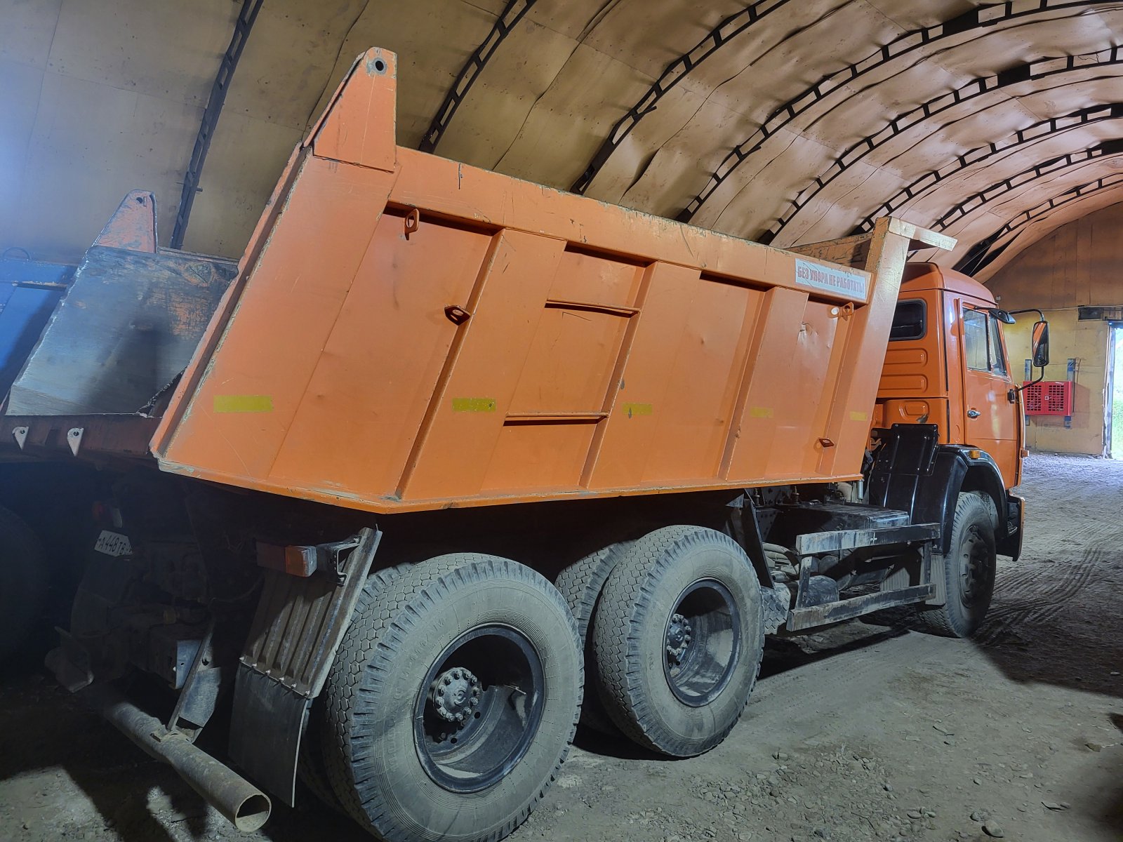 Услуги самосвала Камаз 10 м³, 15 тонн
