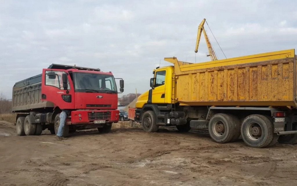 Аренда самосвала 20м3, вывоз мусора, грунта