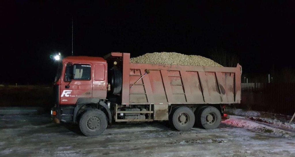 Перевозка сыпучих грузов самосвалами Камаз 20 м3