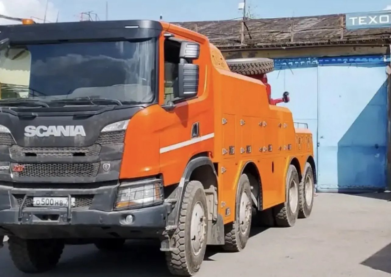 Грузовой эвакуатор Скания 100 тонн с брилем