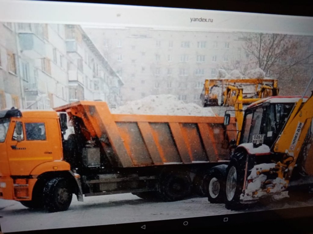 Фронтальный погрузчик, уборка вывоз снега самосвал