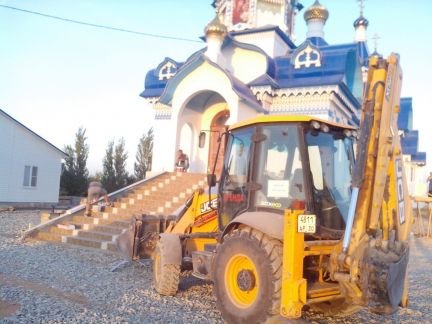 Сдаю трактора JCB3CX с опытным машинистом