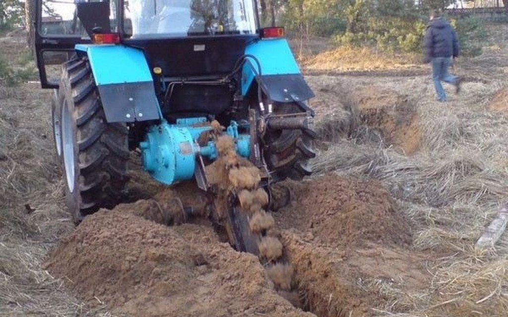 Бара- троншеекопатель от собственника лицо