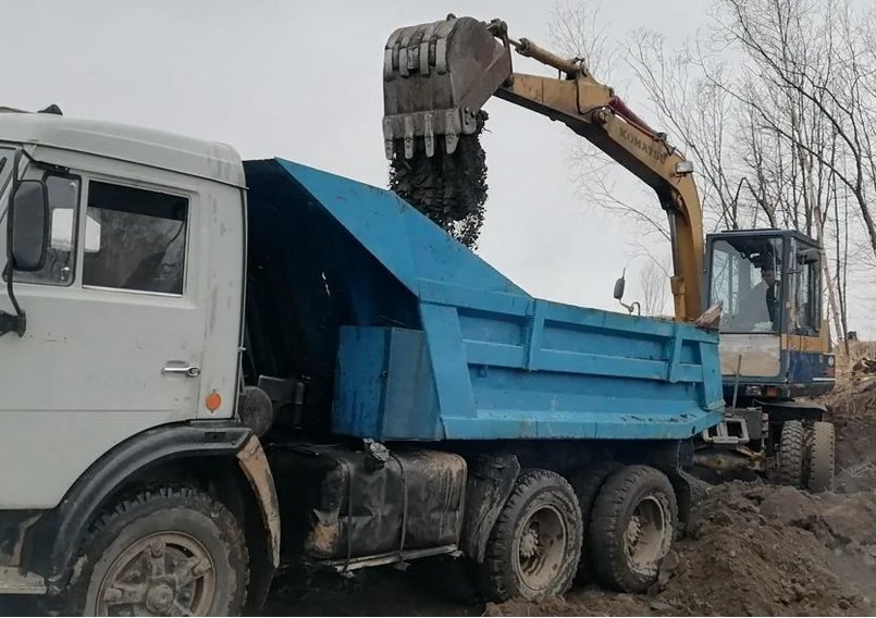 Услуги спецтехники, Вывоз мусора