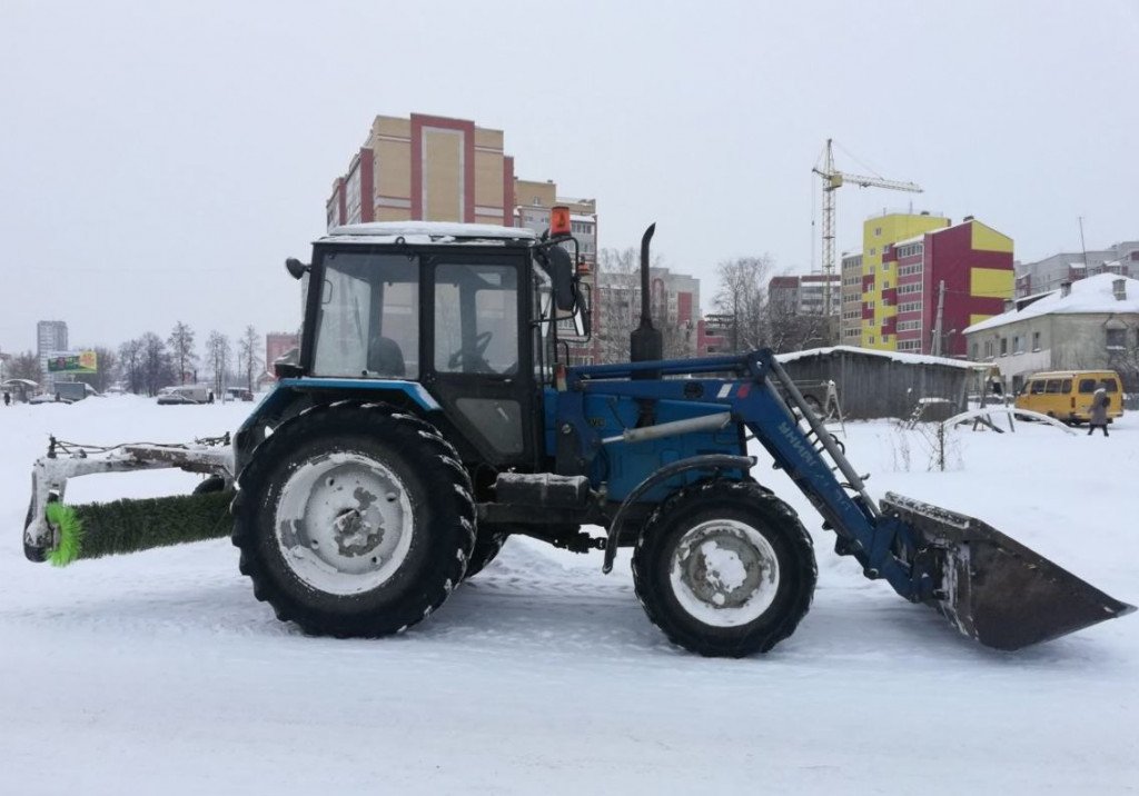 Уборка, Мтз, фронтальный погрузчик, щётка, нож, отвал