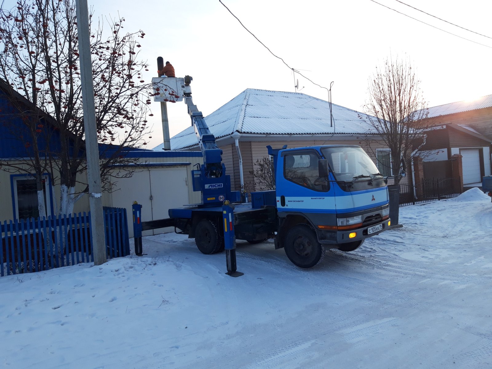 Аренда Услуги японских автовышек 16м
