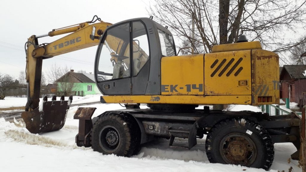 Услуги полноповоротного Экскаватора колёсного