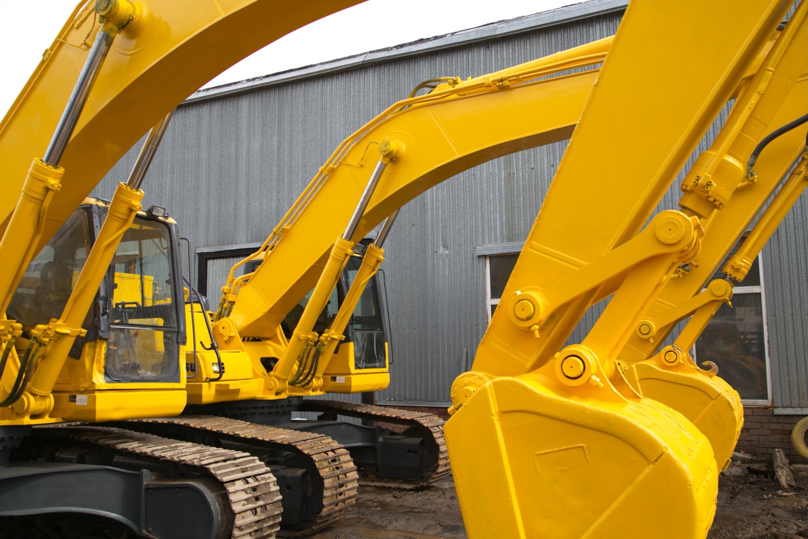 Аренда экскаватора Komatsu ковши от 0. 7 до 2 кубов