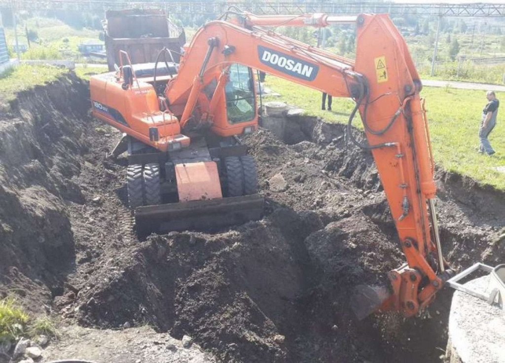 Услуги экскаватора Doosan 180