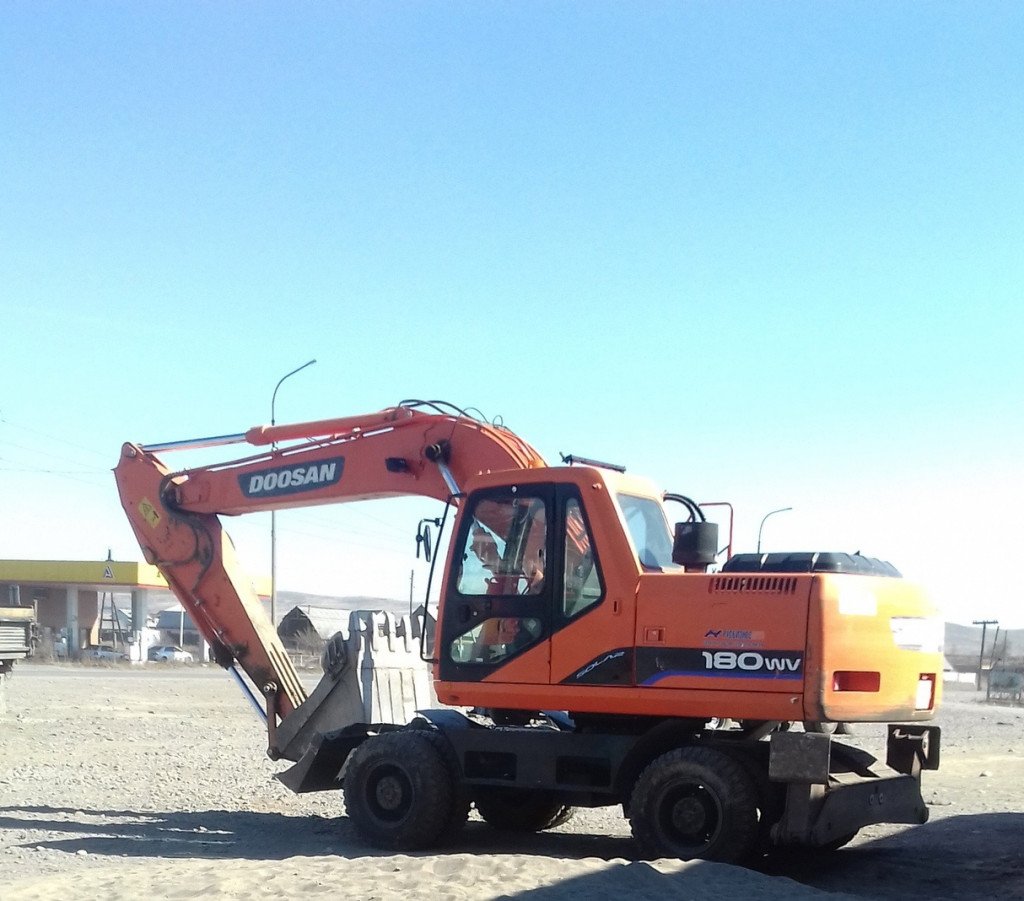 Экскаватор Doosan от собственника