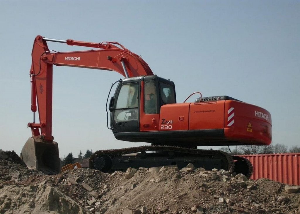 Гусеничный экскаватор HITACHI 230