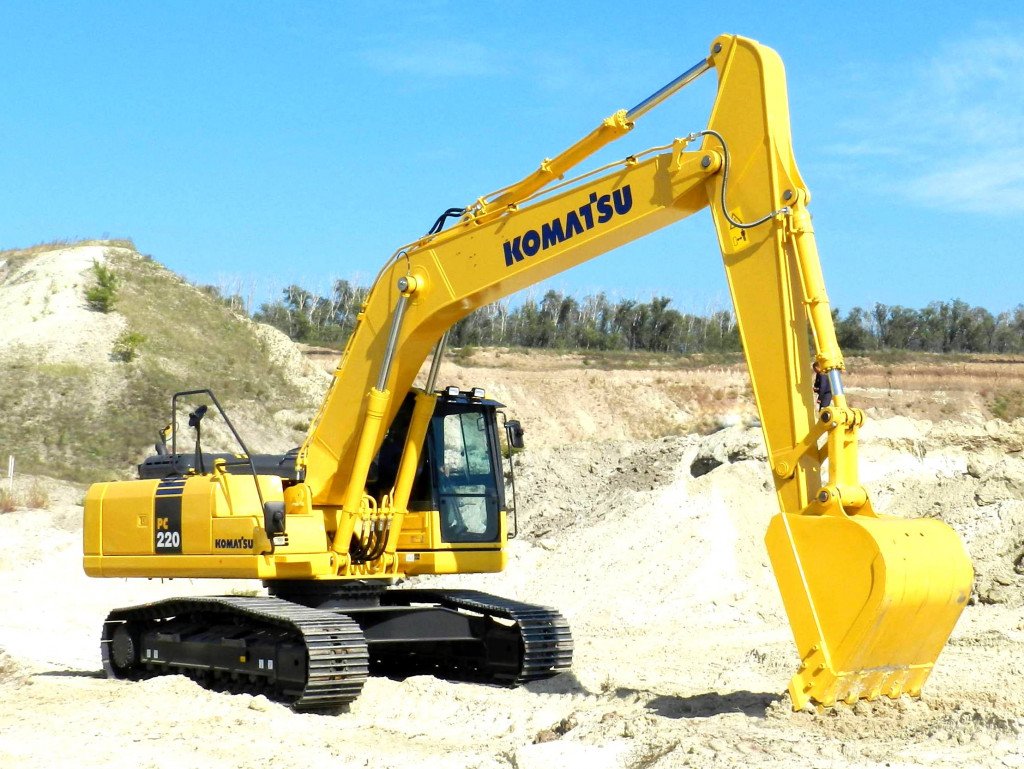 Экскаватор Komatsu 220 аренда, услуги